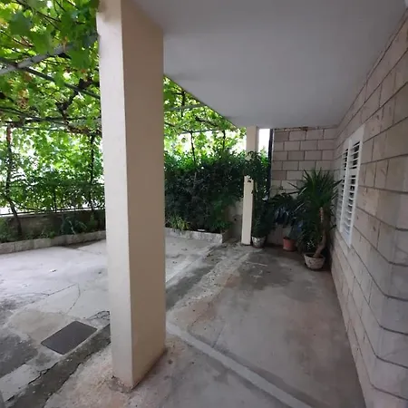 Apartman Ivanka Apartment